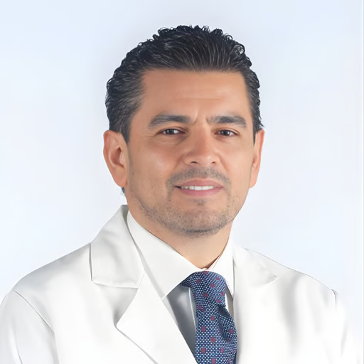 Retrato de Dr. Carlos Chan Nuñez